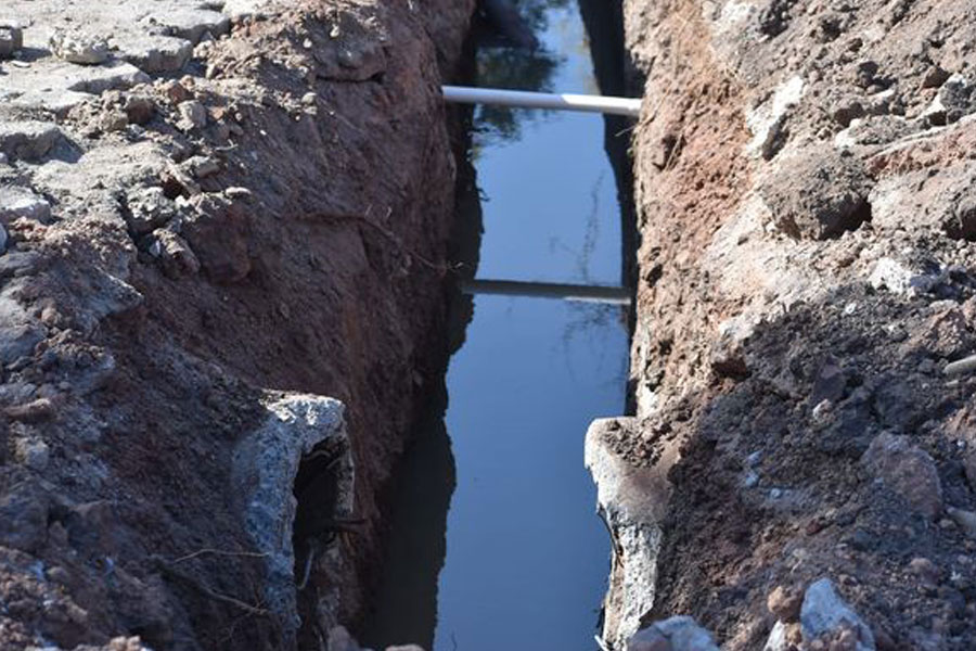Mejorando la red de drenajes y agua potable en Barrio Las Casitas ...